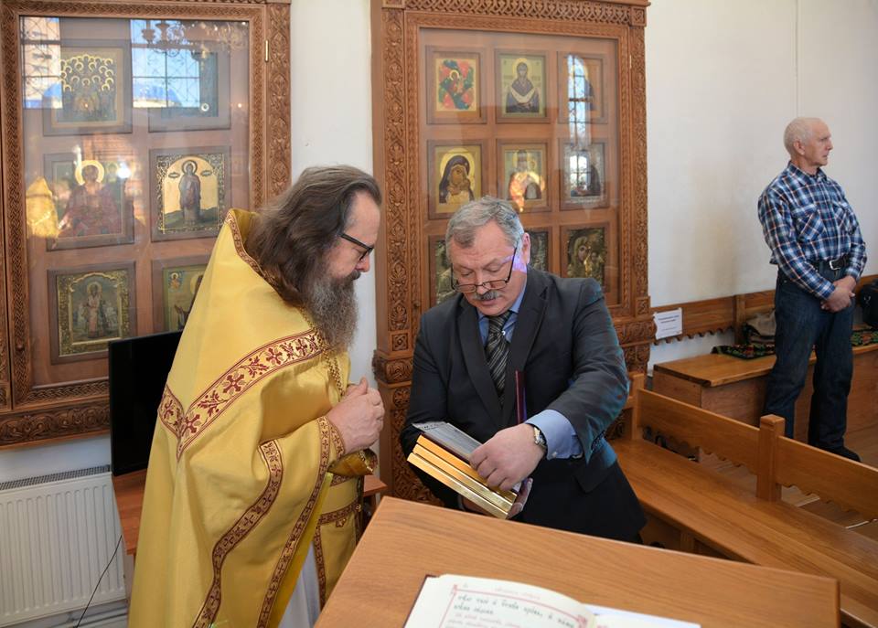 о.Анатолий и Рахов В.А..jpg